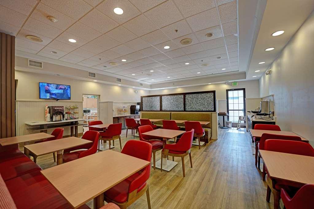 คอมฟอร์ต สวีท Hotel West Ocean City ร้านอาหาร รูปภาพ