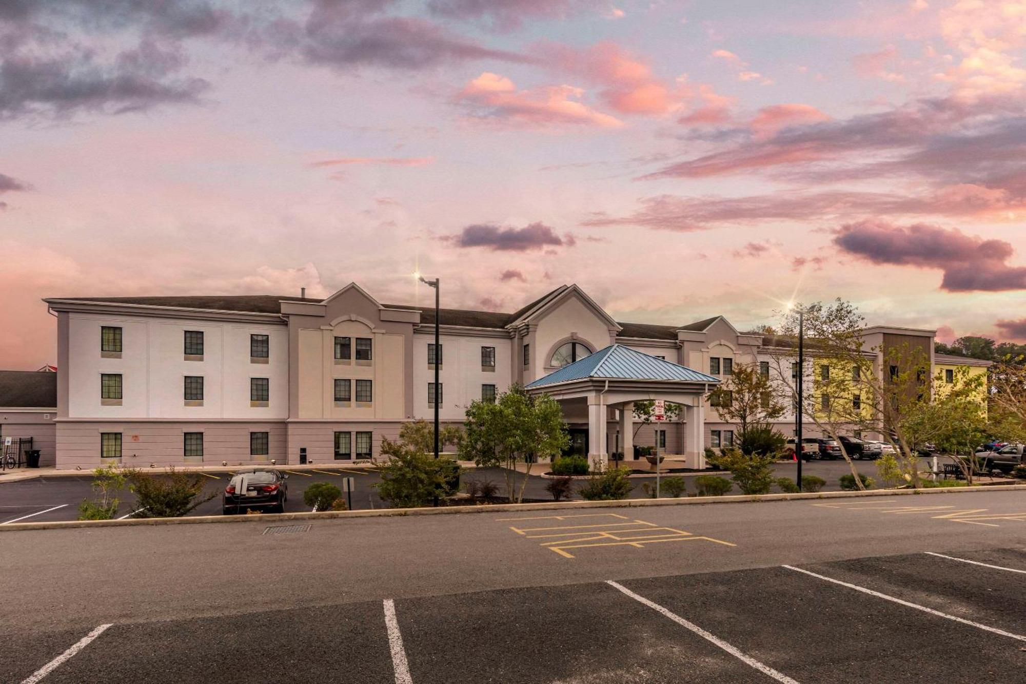 คอมฟอร์ต สวีท Hotel West Ocean City ภายนอก รูปภาพ
